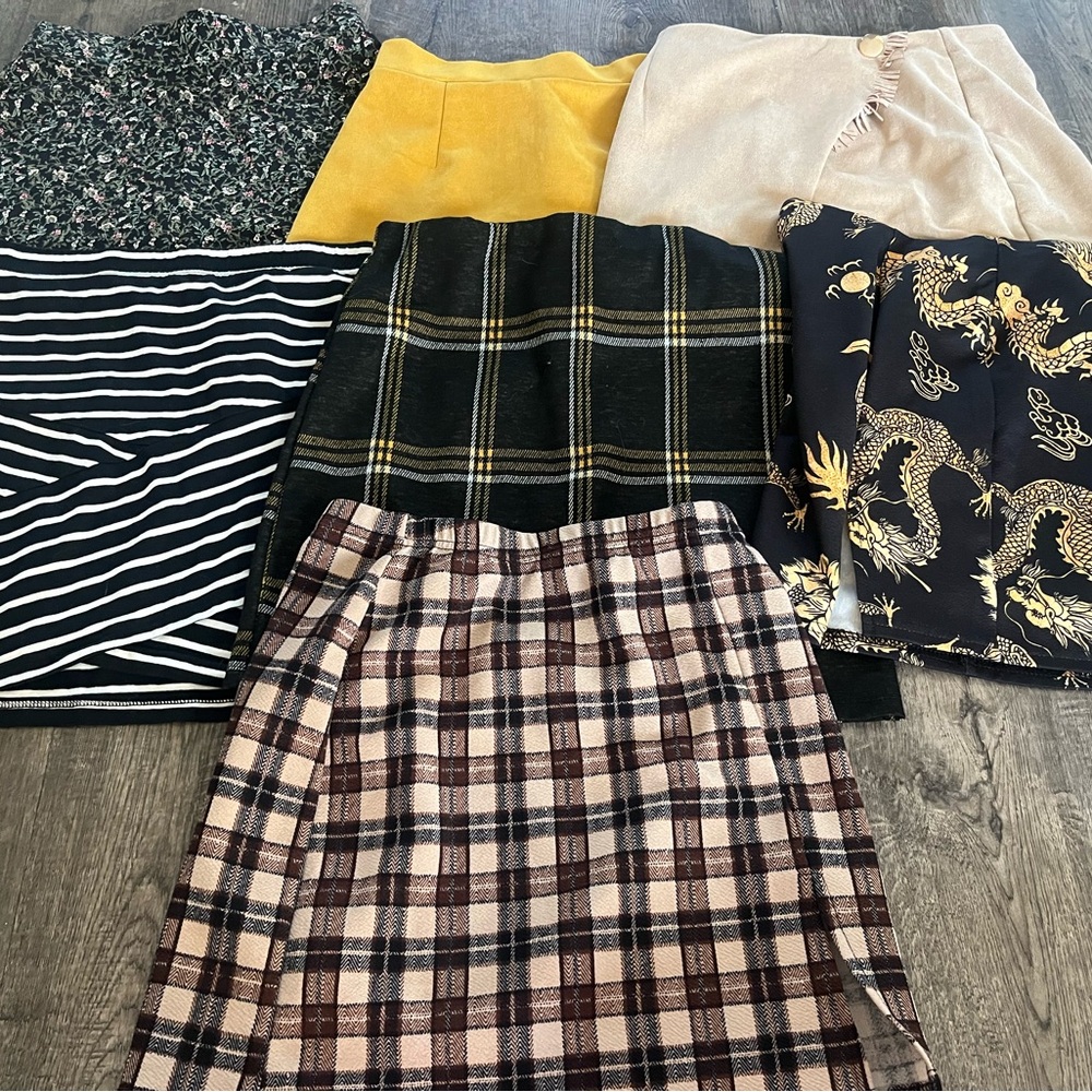 ‼️BUNDLE‼️-4/$8 Women’s Short Skirt Bundle- 4 Stylish Skirts $8